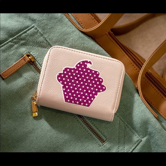 Three rolls, New in package, Cricut Everyday Iron-On Mesh Sampler, Wan… - Picture 9 of 11